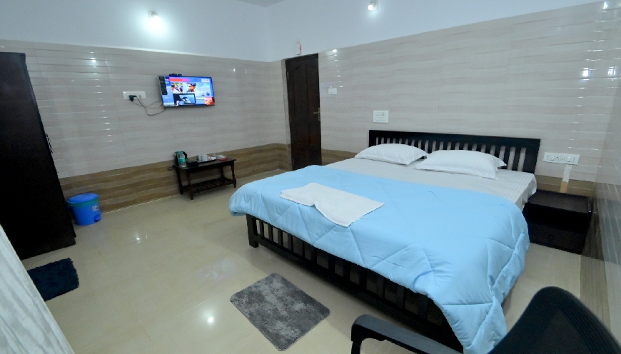 images/room/p1.jpg